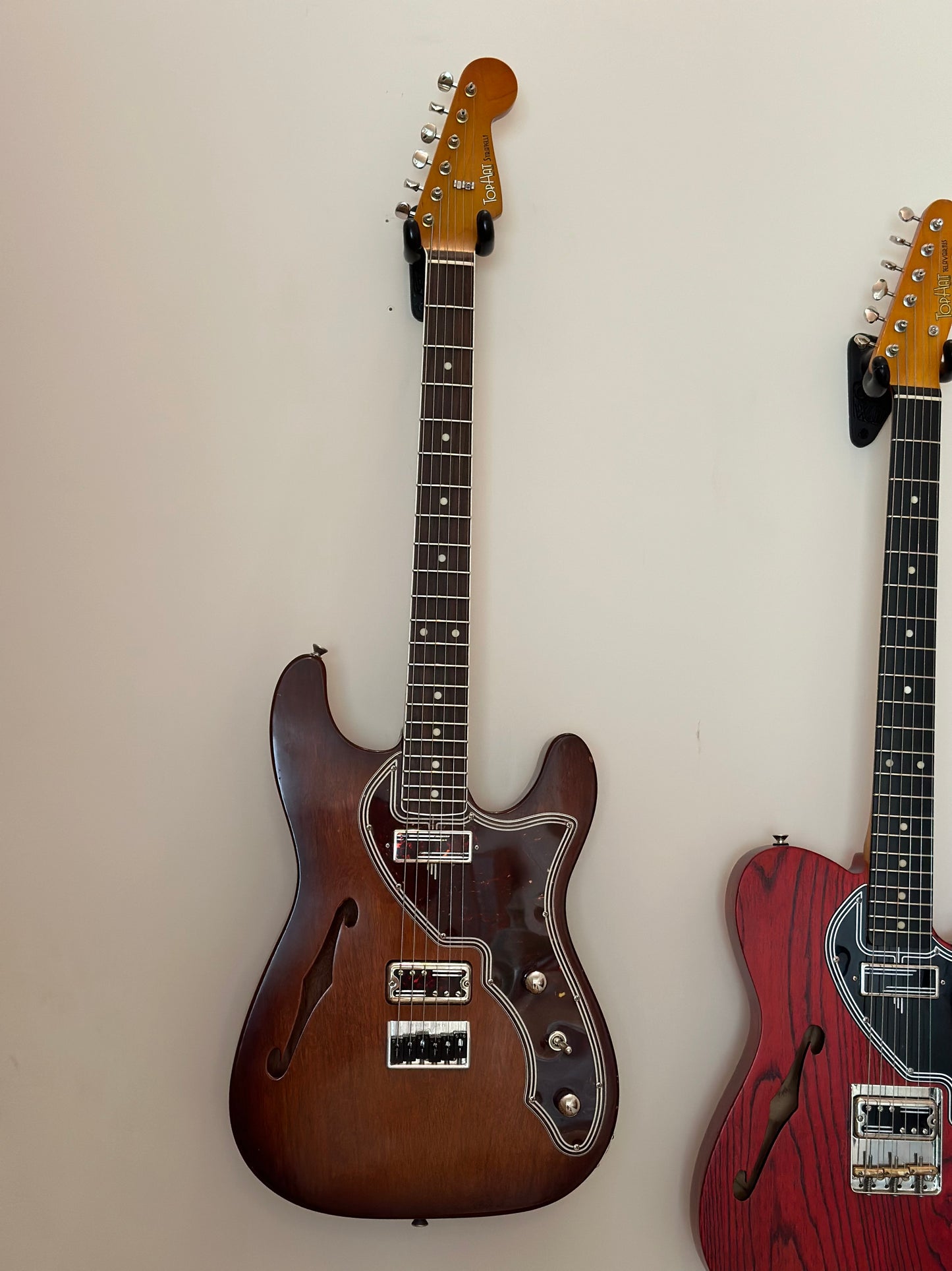 Stratelli Thinline in WhiskeyBurst Mahogany